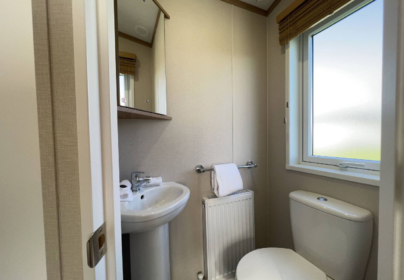 Chalet in St Andrews - Lodge 1 Stewarts Resort, St Andrews