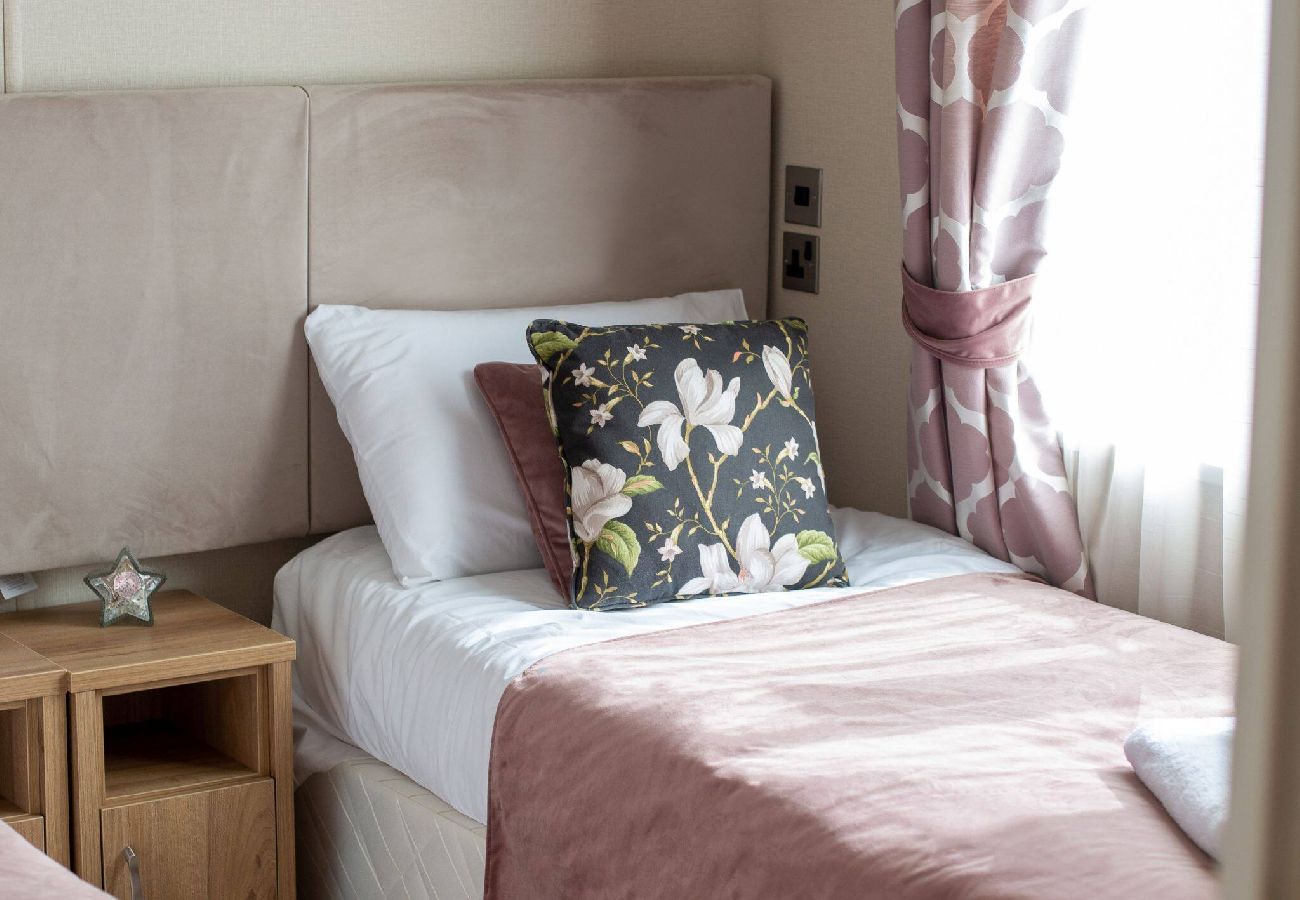 Chalet in St Andrews - Glenfinnan Lodge 29, Stewarts Resort