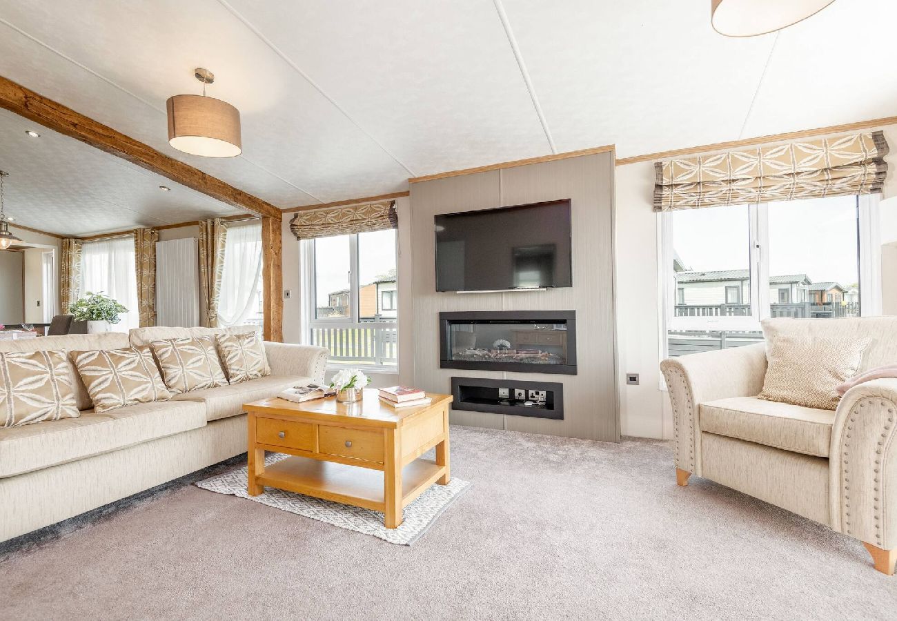 Chalet in St Andrews - Lodge 52 Stewarts Resort, St Andrews
