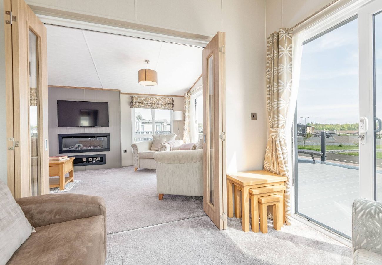 Chalet in St Andrews - Lodge 52 Stewarts Resort, St Andrews