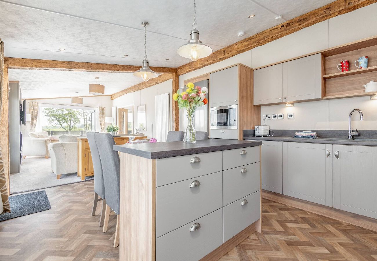 Chalet in St Andrews - Lodge 52 Stewarts Resort, St Andrews
