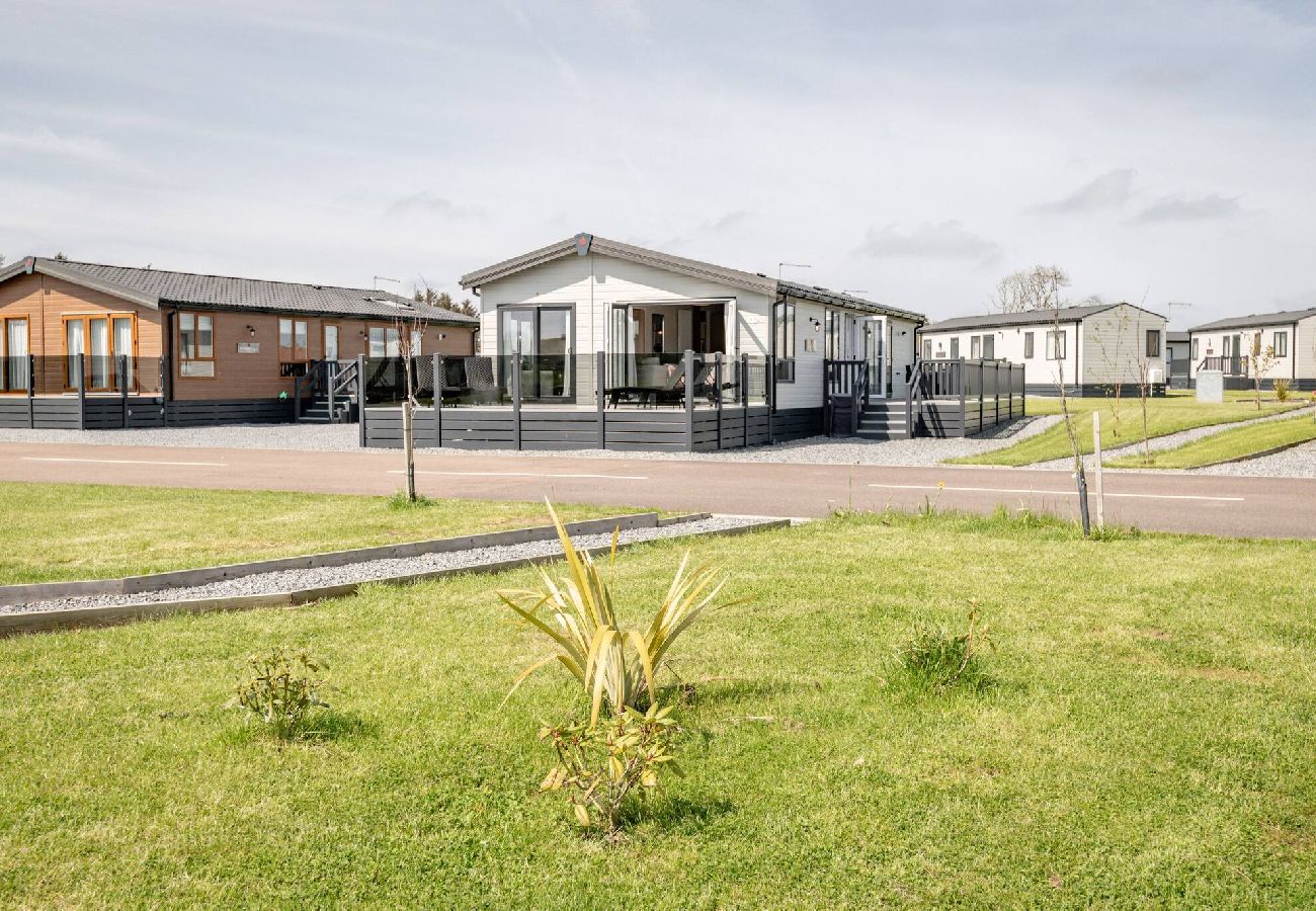 Chalet in St Andrews - Lodge 52 Stewarts Resort, St Andrews