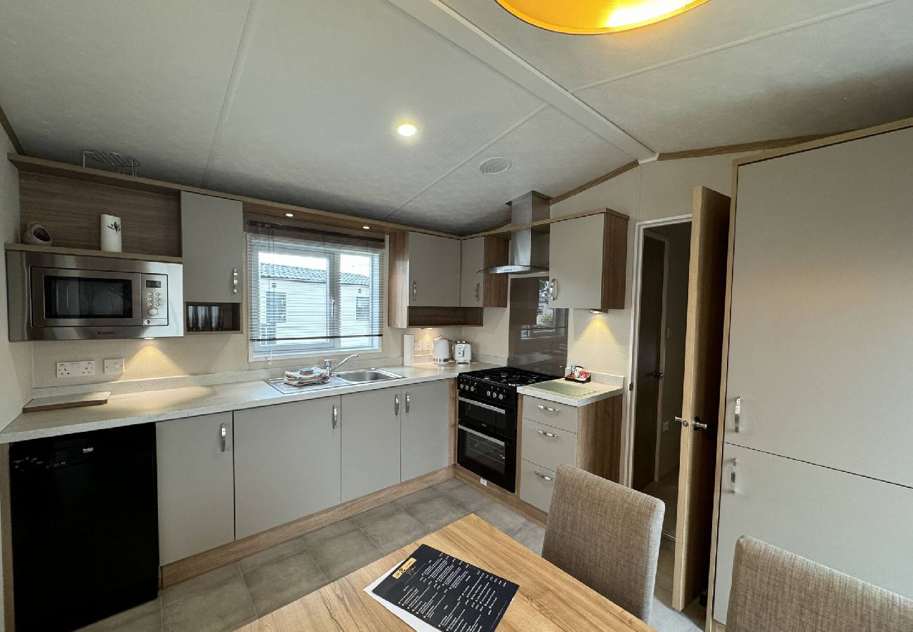 Chalet in St Andrews - Lodge 2 Stewarts Resort, St Andrews