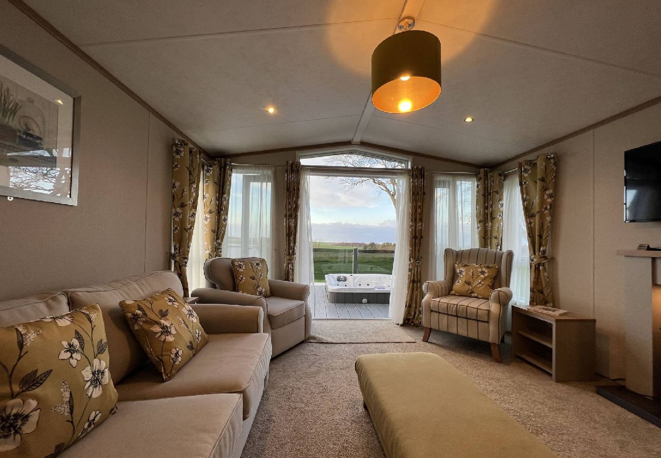 Chalet in St Andrews - Lodge 31 Stewarts Resort, St Andrews