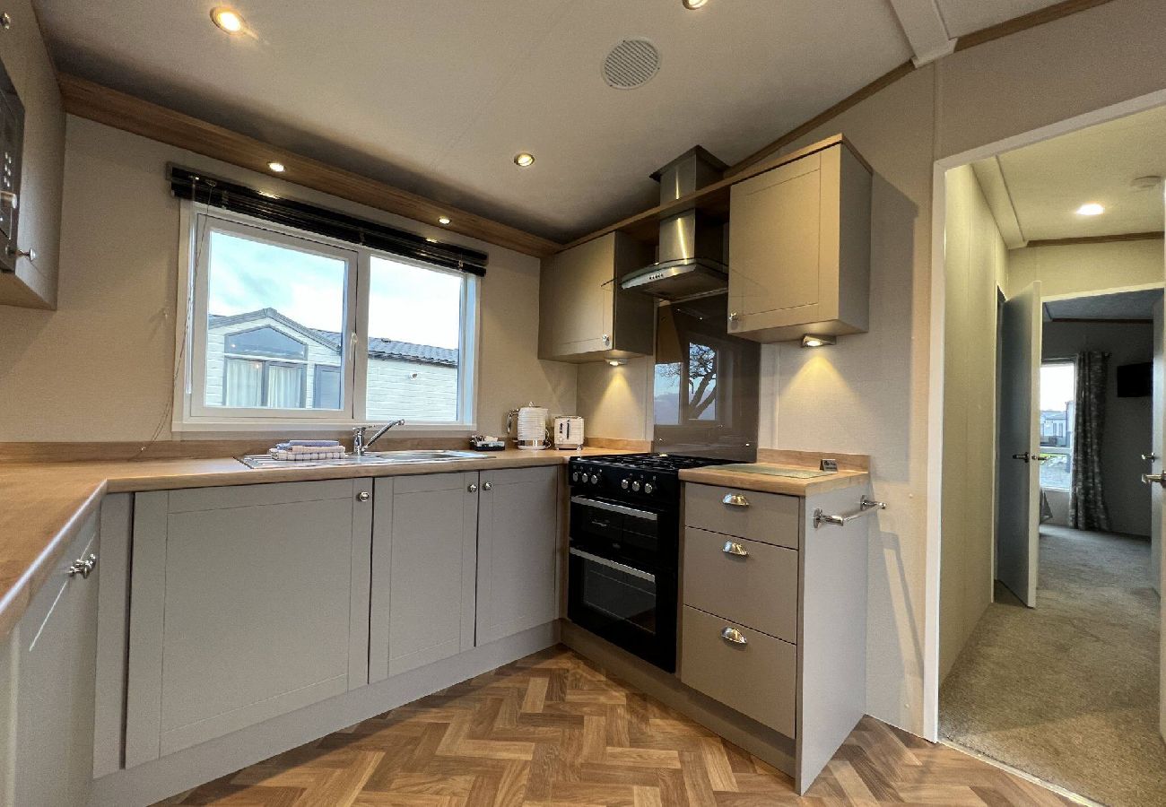 Chalet in St Andrews - Lodge 31 Stewarts Resort, St Andrews