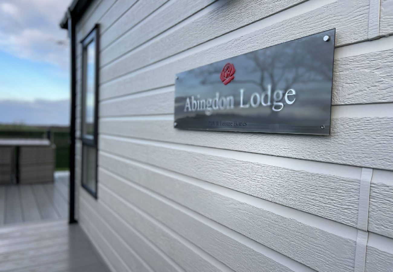Chalet in St Andrews - Lodge 31 Stewarts Resort, St Andrews