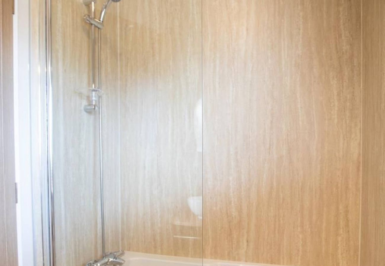 Chalet in St Andrews - Lodge 16 Stewarts Resort, St Andrews