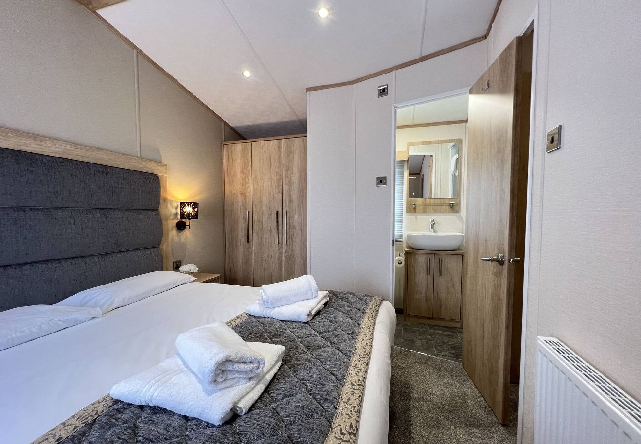 Chalet in St Andrews - Glen Isla Lodge 3, Stewarts Resort
