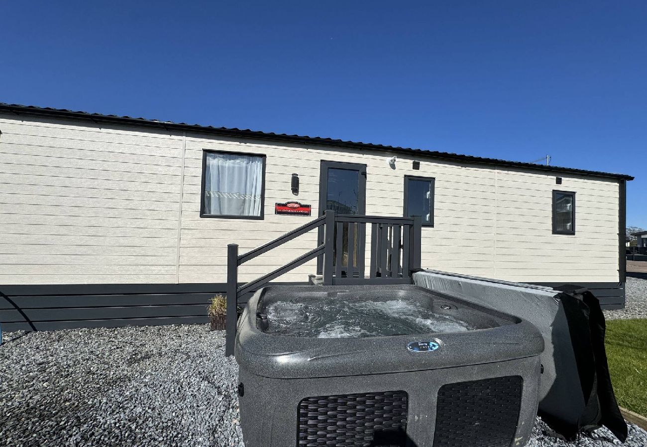 Chalet in St Andrews - Glen Isla Lodge 3, Stewarts Resort