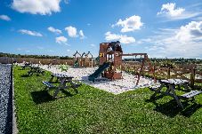 House in Fife - Glen Isla Lodge 3, Stewarts Resort