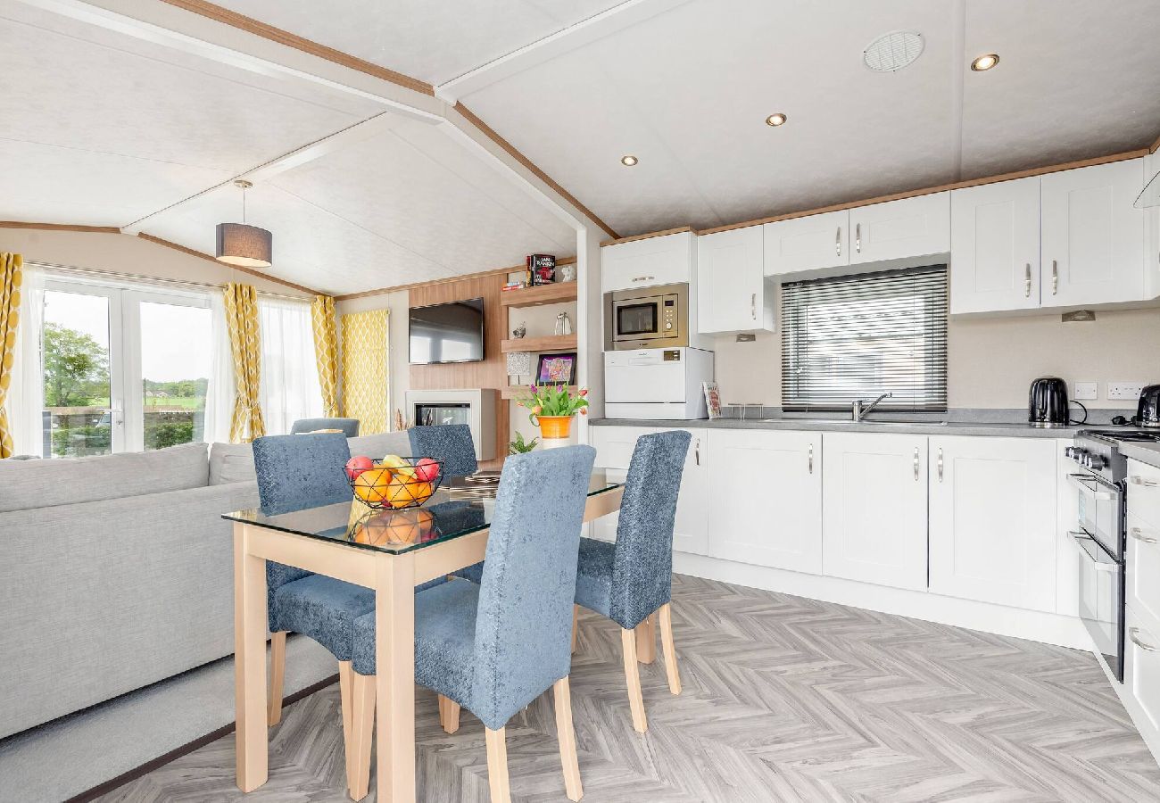 House in St Andrews - The Caledonia Lodge, Stewarts Resort