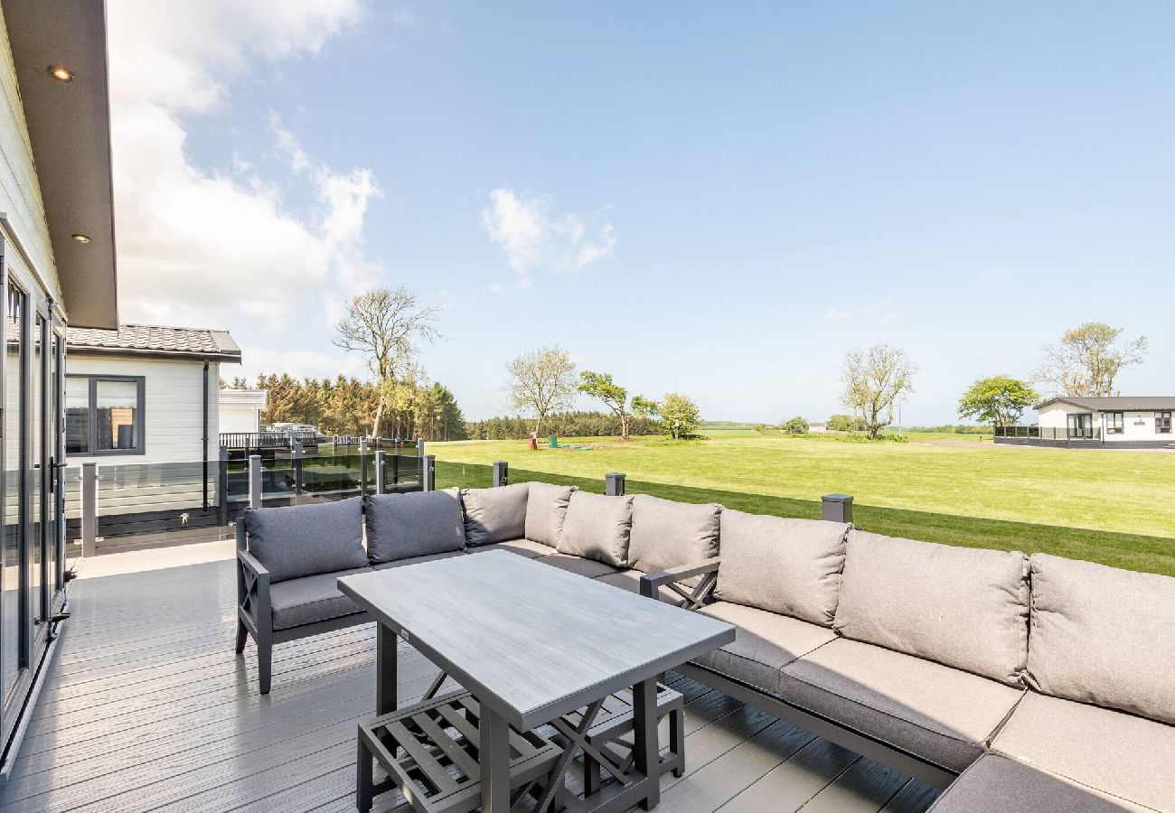 Chalet in St Andrews - Lodge 76 Stewarts Resort, St Andrews