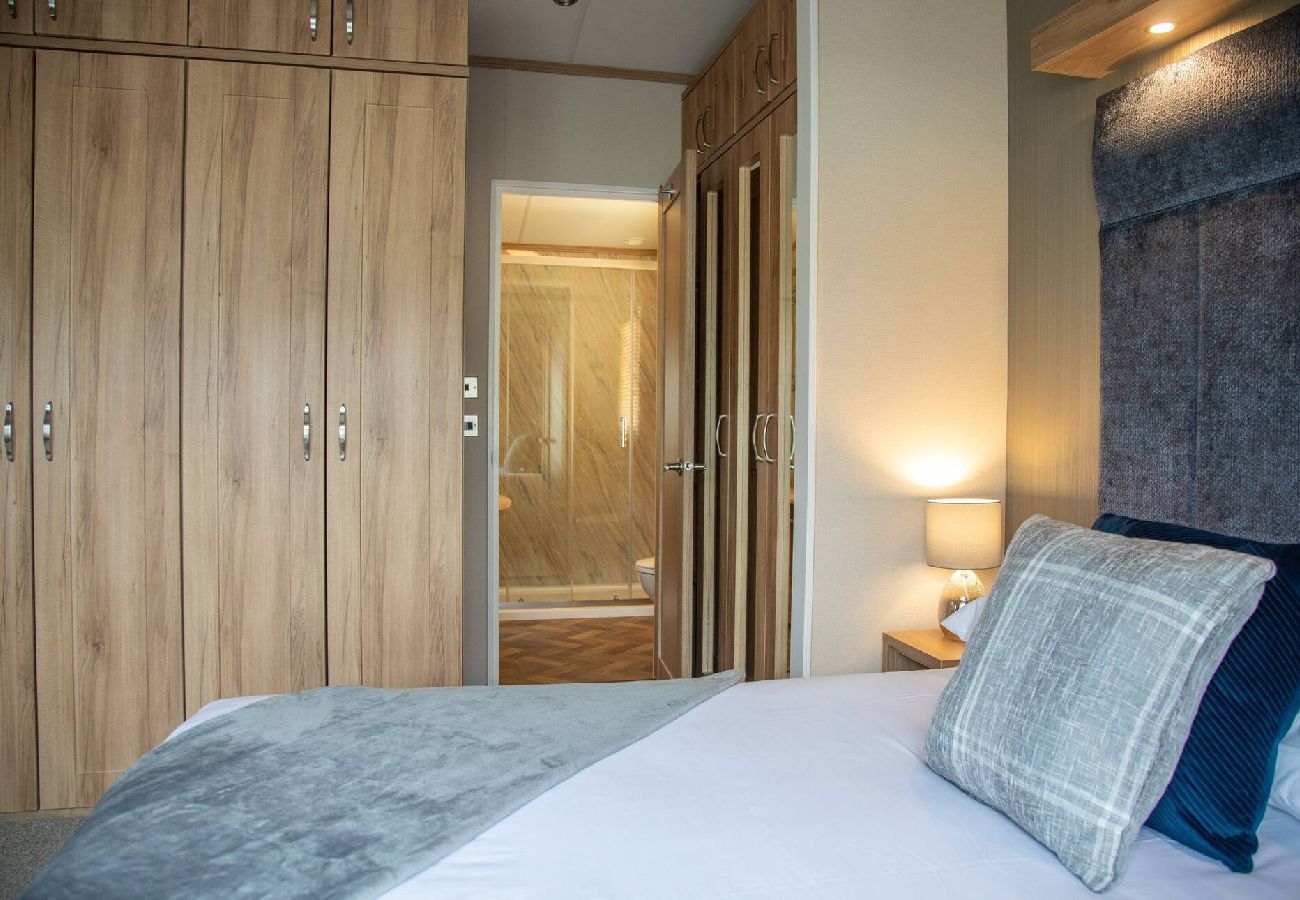 Chalet in St Andrews - Lodge 27 Stewarts Resort, St Andrews