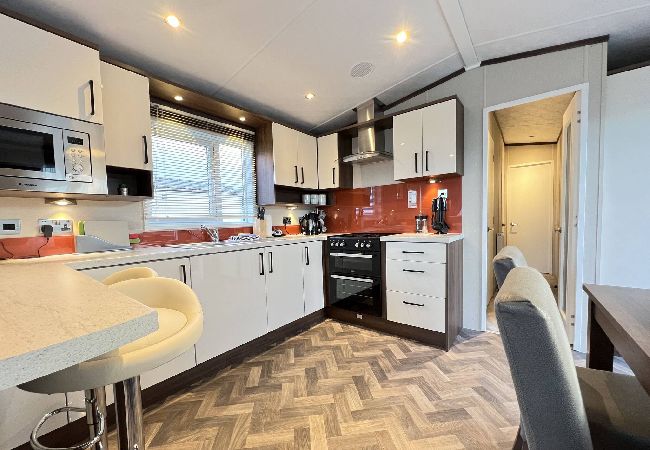 House in Fife - Purple Thistle Lodge 32, Stewarts Resort