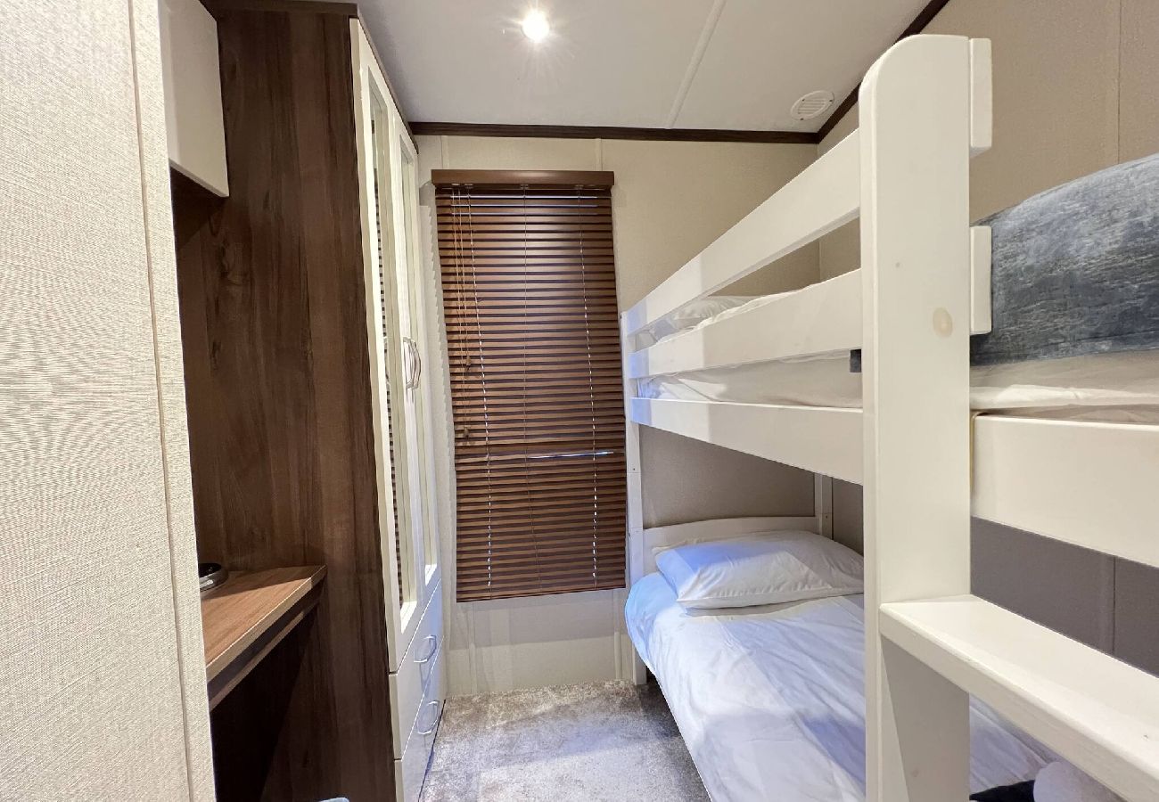 Chalet in St Andrews - Purple Thistle Lodge 32, Stewarts Resort