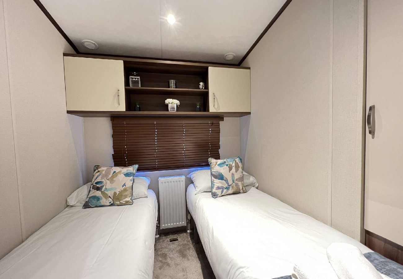 Chalet in St Andrews - Purple Thistle Lodge 32, Stewarts Resort
