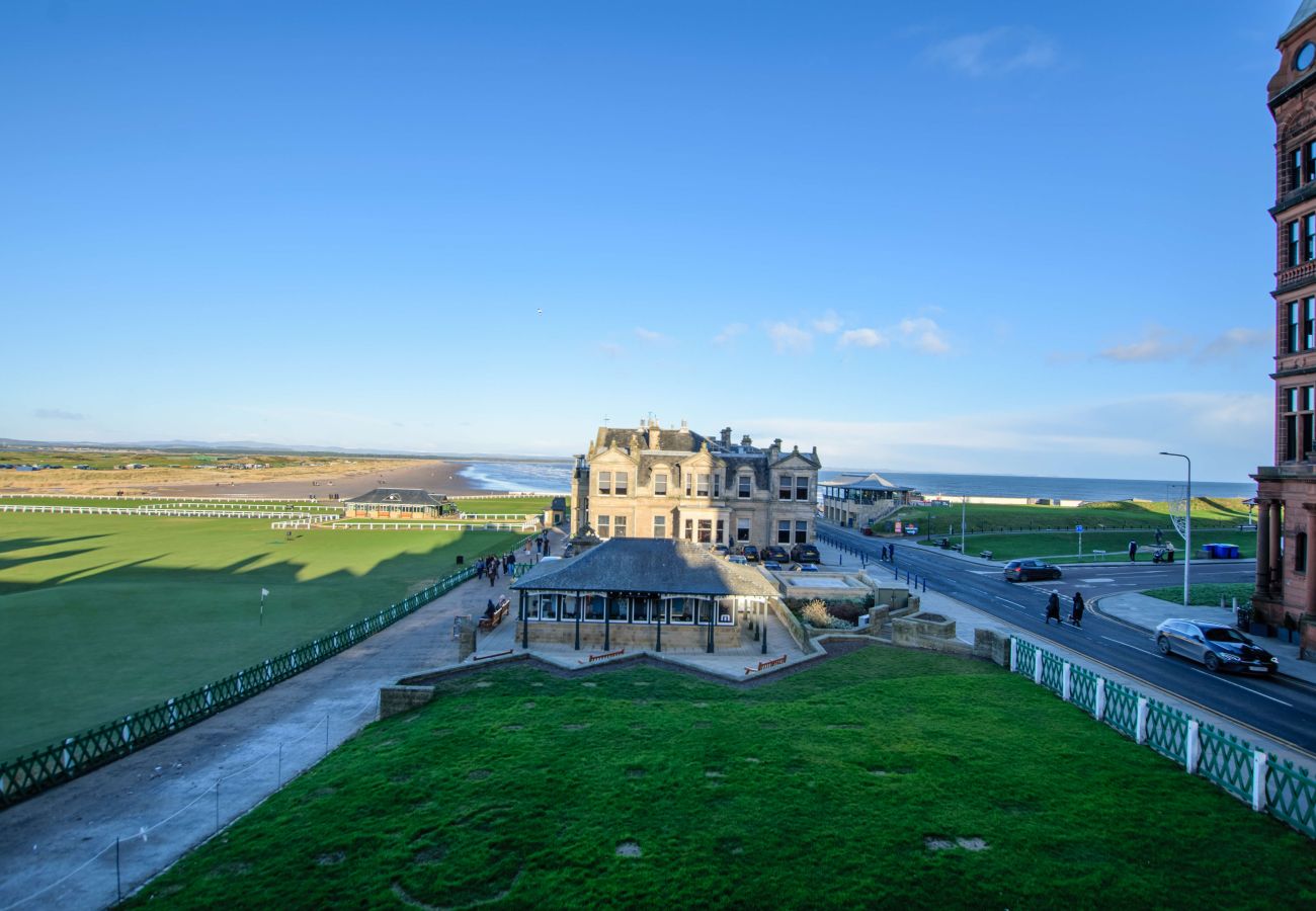 House in St Andrews - 20 Golf Place, St Andrews