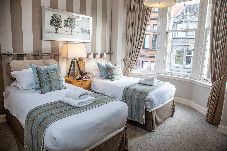 House in St Andrews - 20 Golf Place, St Andrews