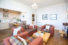 House in St Andrews - 20 Golf Place, St Andrews