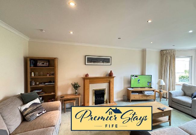 House in St Andrews - McKenzie Square, St Andrews