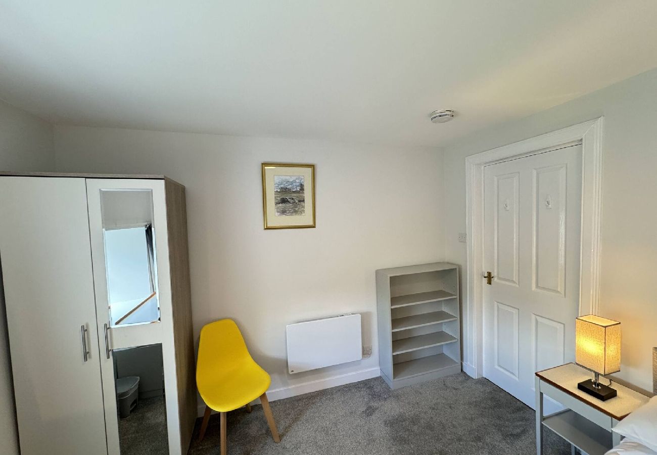 House in St Andrews - Maltbarn Apartment, St Andrews
