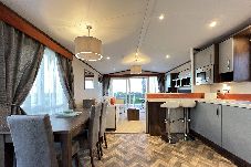 House in Fife - The Coorie Neuk Lodge 34, Stewarts Resor