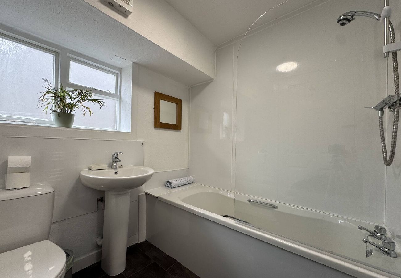 House in Anstruther - Bayview