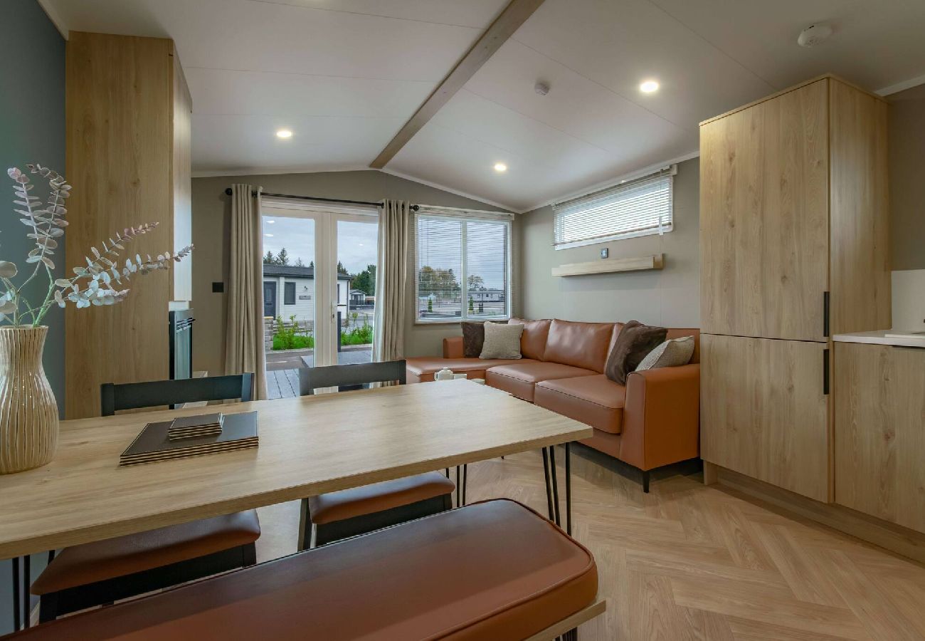 House in Fife - HotTub Bower lodge 72, 