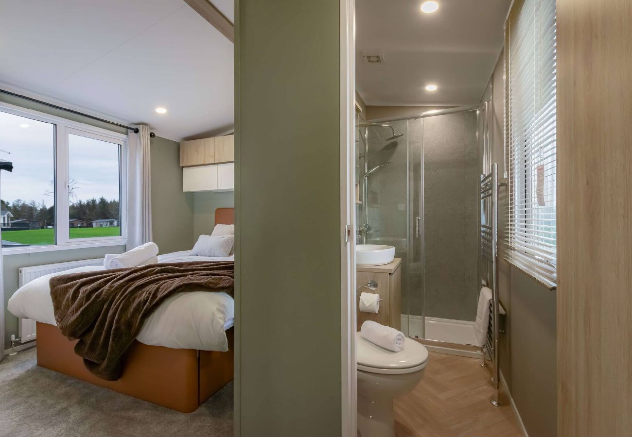 House in St Andrews - HotTub Bower lodge 72,