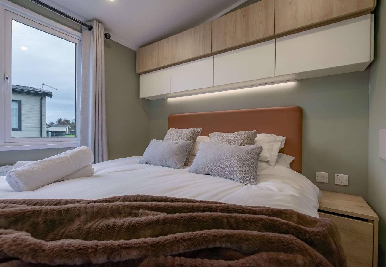 House in St Andrews - HotTub Bower lodge 72,