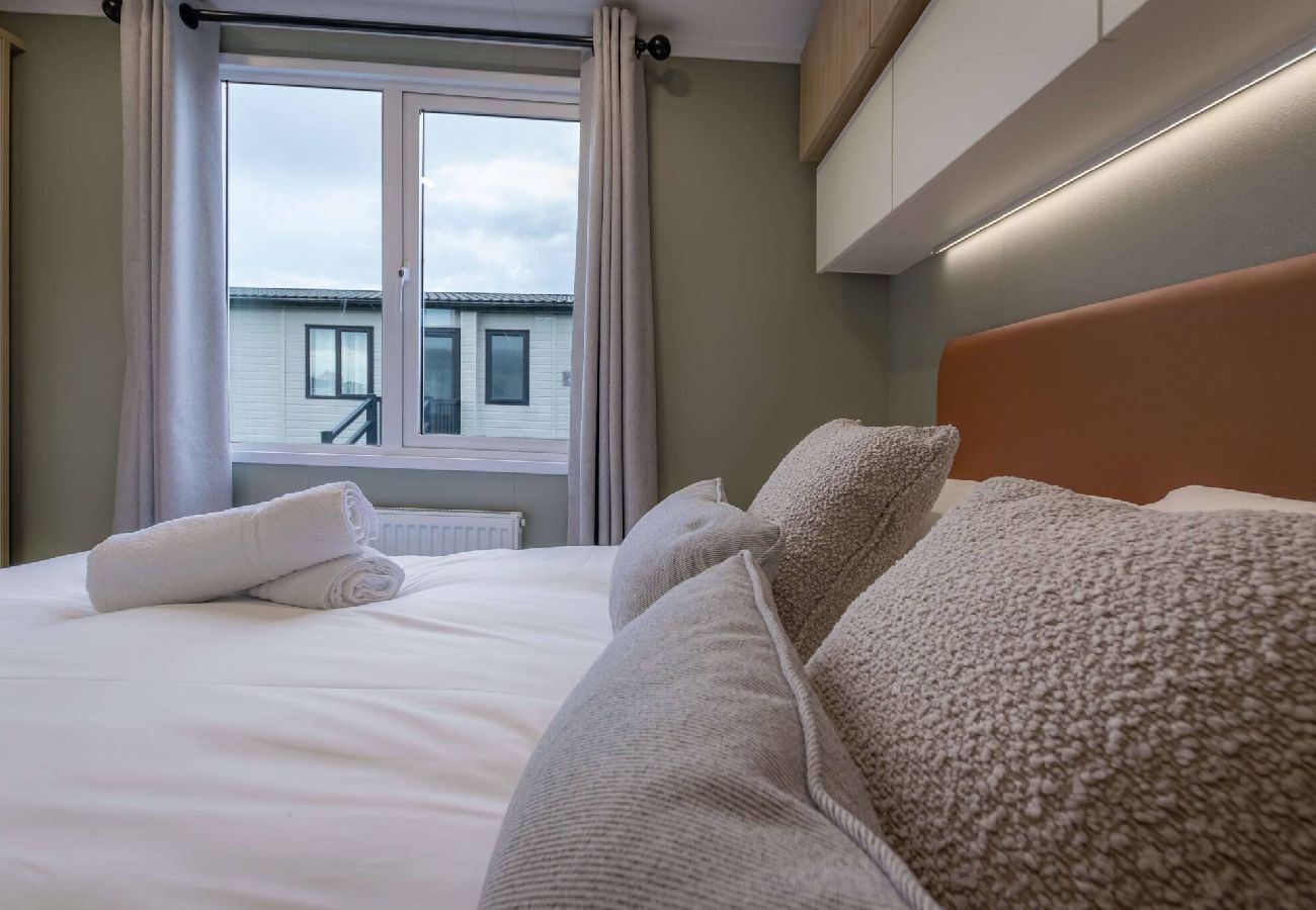 House in St Andrews - HotTub Bower lodge 72,